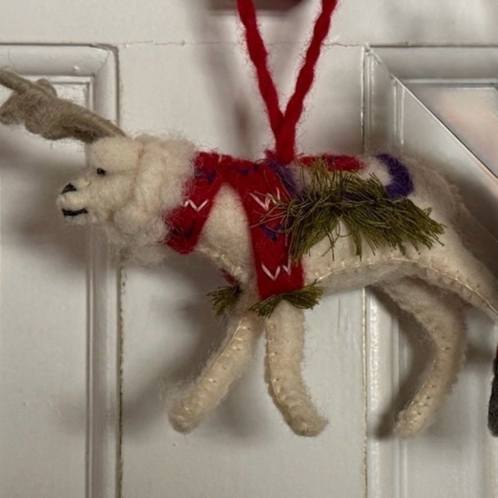 Anthropologie reindeer ornament. - Picture 2 of 3